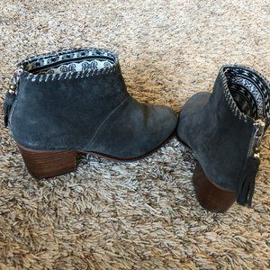 TOMS Women's Castlerock Grey Suede Leila Bootie 8